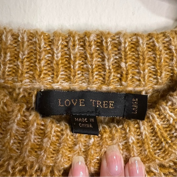 Love Tree Lace Up Dolman Sleeve Sweater - Picture 6 of 6